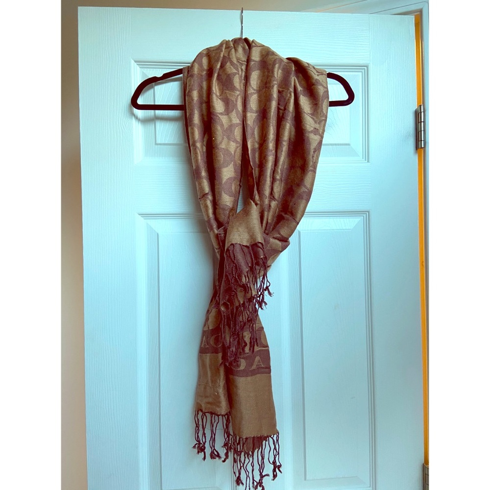 Coach scarf